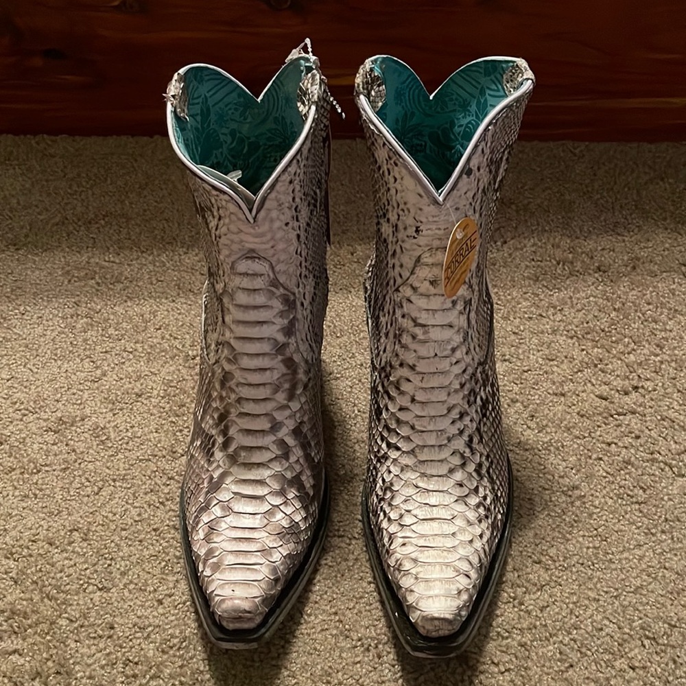 Corral A3791 Natural Python Booties 8.5 M